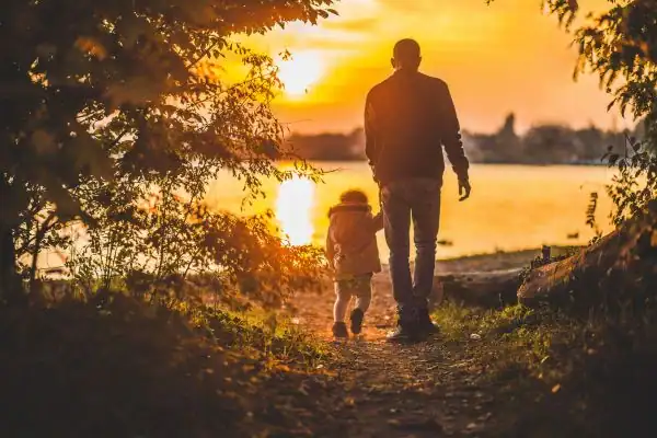 image of dad and child - parental alienation Newport